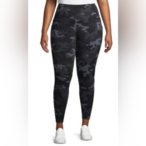 Black and Grey Camo terra& sky leggings. 2x high rise fitted - Picture 4 of 6